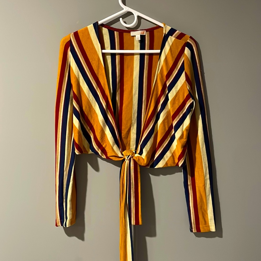 GB Women’s Cropped Striped Sweater with tie in the front